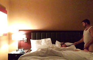 Kurznamen-Porno-Video - Verführerische Frau  ...