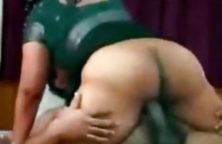 Kurznamen-Porno-Video - Hot striptease und m ...
