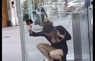 Kurznamen-Porno-Video - Eine schöne Nymphoma ...
