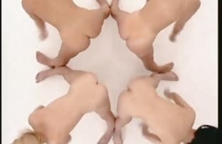 Kurznamen-Porno-Video - Die asiatische Frau  ...